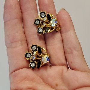 AUSTRIA  Vintage goldtone clip on earrings clear rhinestones floral  design
